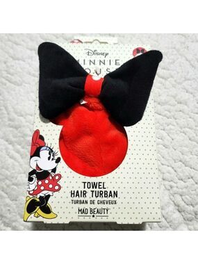 NEW Disney Minnie Mouse x Mad Beauty Towel Hair Turban